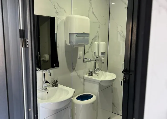 Campsite Caravan For Rent